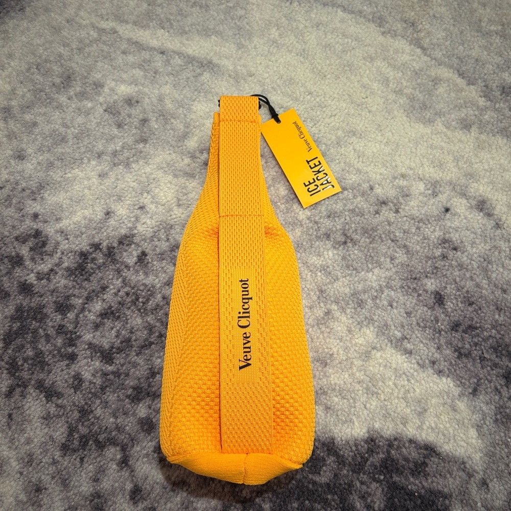 Veuve Clicquot Ice Jacket